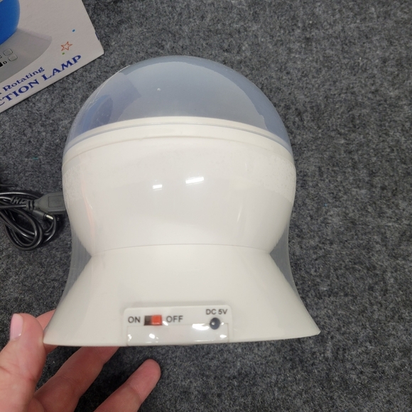 New Dream Rotating Project Lamp Cosmos Stars Color Changing Night Light Kid Room - Picture 6 of 7